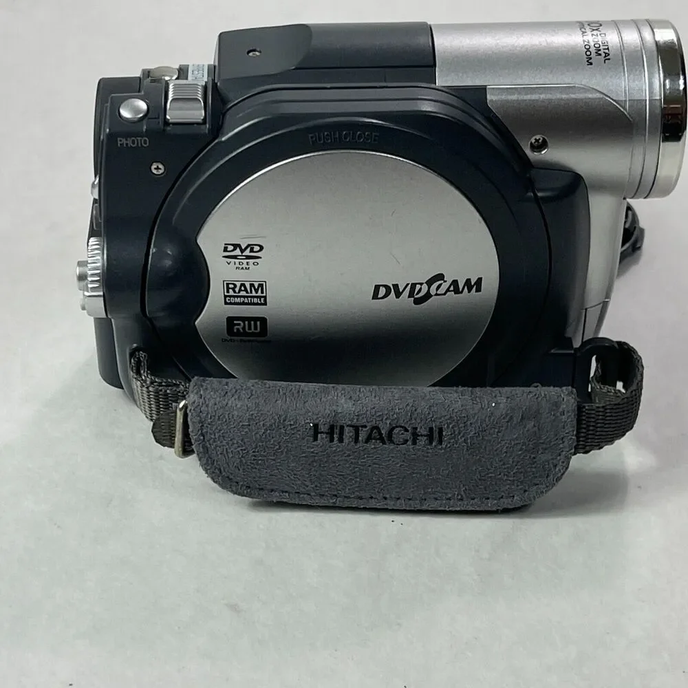 Hitachi DZ-BX35A DVD Cam Video Camera Camcorder PARTS ONLY UNTESTED NO BATTERY - Picture 9 of 10